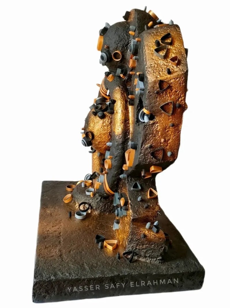 Yasser Safy Elrahman darkening of the light sculpture showing abstract dark and light contrasting shapes